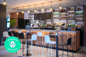 Отель Tulip Inn Antwerpen  Антверпен